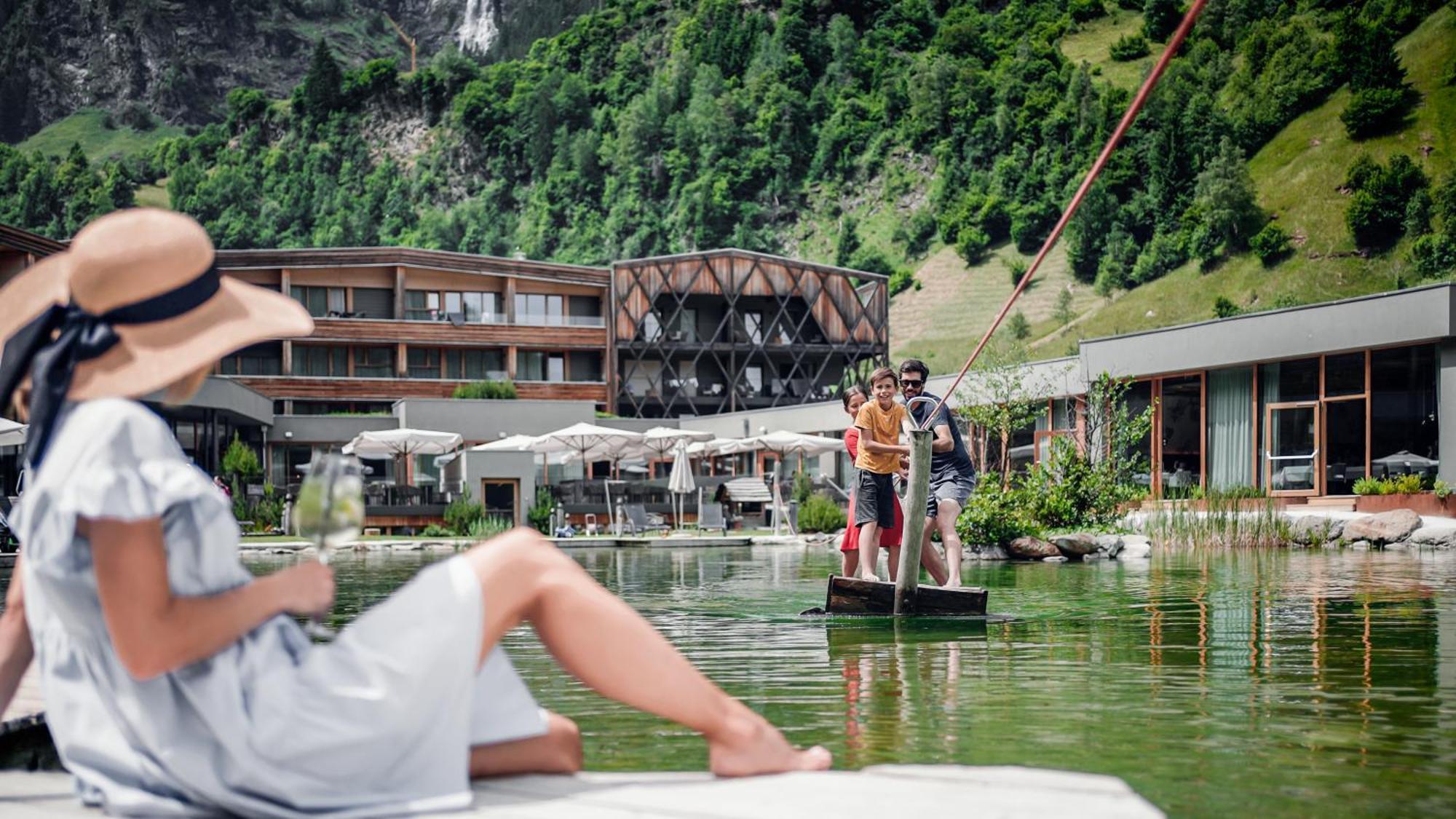 Feuerstein Nature Family Resort Colle Isarco Exterior foto